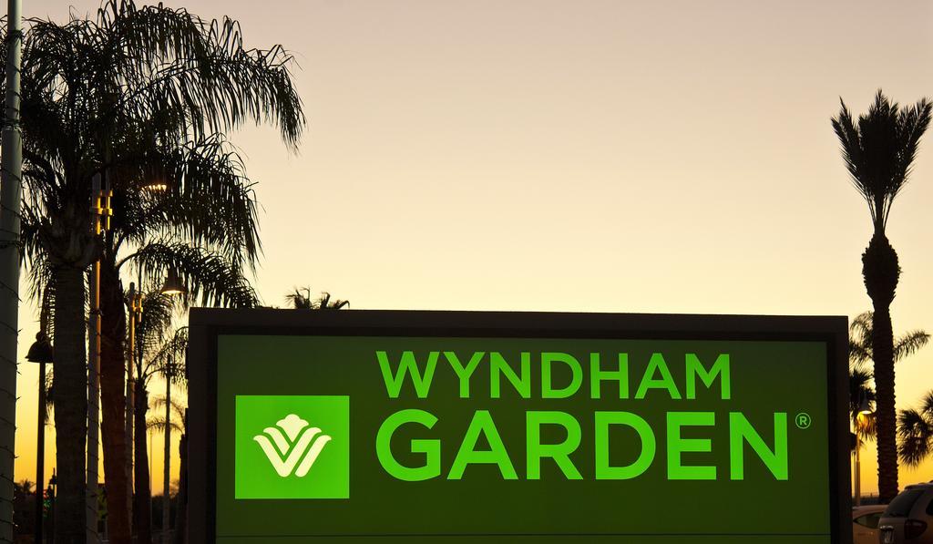 Wyndham Garden Clearwater Beach Exteriör bild